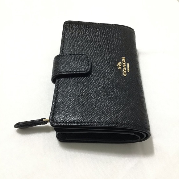 NEW COACH CrossgrainLeather Corner Zip Wallet - Picture 3 of 16